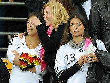 Seltener Gast bei den Spielerfrauen: Die Trainerfrau. 