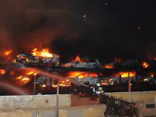 Die Polizei schließt Brandstiftung nicht aus.