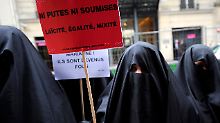 Im Januar demonstrierten Frauen in Paros gegen ein Burka-Verbot.