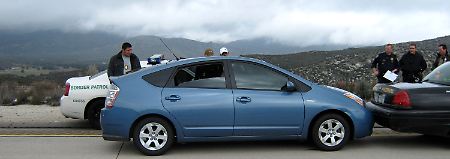 Der so genannte "Runaway-Prius" nachdem er durch einen Polizeiwagen gestoppt wurde.