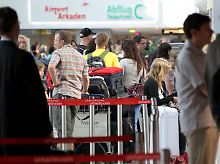 Fliegen soll ab 2011 teurer werden.