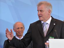Der Ministerpräsident Bayerns, Horst Seehofer, verspricht, dass keine Steuergelder fließen.