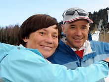 Die früheren Skirennläufer Christian Neureuther und Rosi Mittermaier in Garmisch-Partenkirchen.