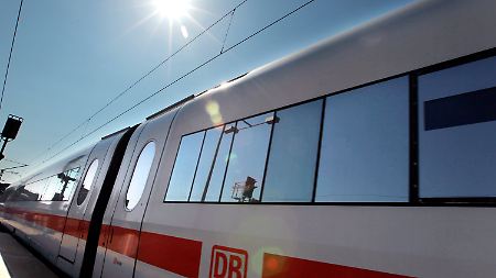 Es muss nicht immer der ICE sein. Auch mit anderen Zügen kommt man ans Ziel.