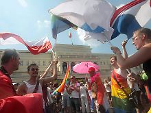 In Warschau noch ein ungewohntes Bild, Homosexuelle, die für ihre Rechte eintreten.