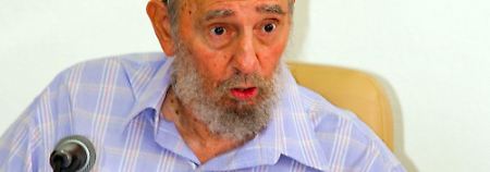 Castro bei seinem Besuch des Weltwirtschaftforschungszentrums ...