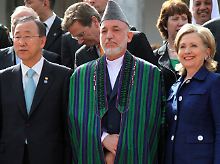 UN-Generalsekretär Ban, Präsident Karsai, US-Außenministerin Clinton (v.l.), hinter Karsai: Bundesaußenminister Westerwelle
