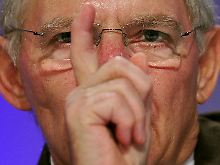 Hebt den Zeigefinger: Sparwächter Wolfang Schäuble.