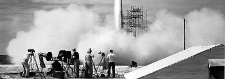 Am 24. Juli 1950 startet die erste Rakete von Cape Canaveral ins All.