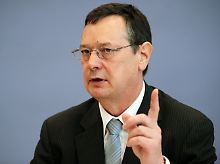 Die Anschaffung einer besseren Ausrüstung scheitert laut Königshaus oft an komplizierten Zulassungsverfahren.