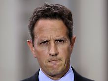 Timothy Geithner soll den Aufschwung bloß nicht kaputt sparen: So lautet bislang das Credo der Amerikaner.