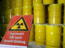 Fässer mit Atommüll lagern in rund 500 Metern Tiefe im Endlager für schwach und mittelradioaktiven Atommüll in Morsleben.
