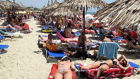 Die besten Rabatte gibt es zurzeit in Griechenland. (Strand in Thessaloniki)