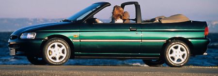 Der Escort wurde auch als Cabrio Flair produziert (Modell von 1995).