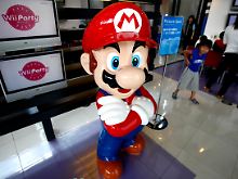 Ein Klempner als Galionsfigur: "Super Mario Galaxy 2" heißt der Konsolenkracher, mit dem Wii-Spieler unter anderem auch ihr dreidimensionales Orientierungsvermögen schulen.