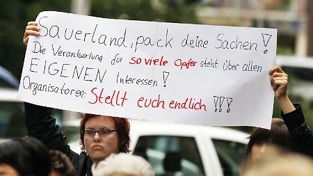 Protest vor dem Rathaus von Duisburg.