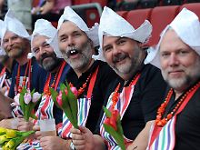 Zeigt her Eure Hüte ...: Besucher der Gay Games.