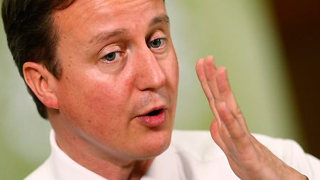 Klartext oder Tollpatsch?: Cameron trifft Fettnäpfchen 