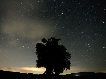 Die Sternschnuppen scheinen aus dem Sternbild Perseus zu strömen. So kam die Himmelserscheinung zu ihrem Namen.
