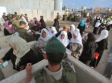 An der Passkontrolle in Ramallah im Westjordanland.