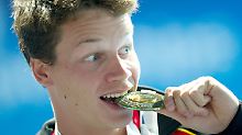 Patrick Hausding mit seiner dritten EM-Medaille. Diesmal glänzt sie golden.