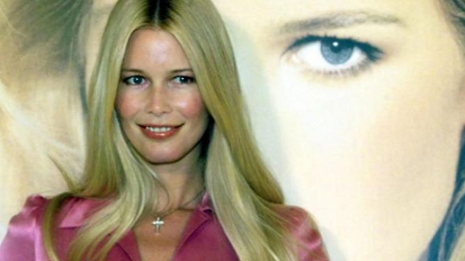 Vom Frolleinwunder zu Mrs. Germany : Claudia Schiffer wird 40 
