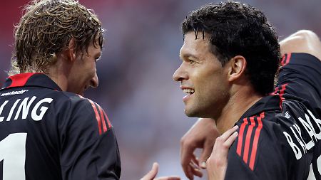 Er bleibt zu Hause: Michael Ballack soll lieber trainieren.
