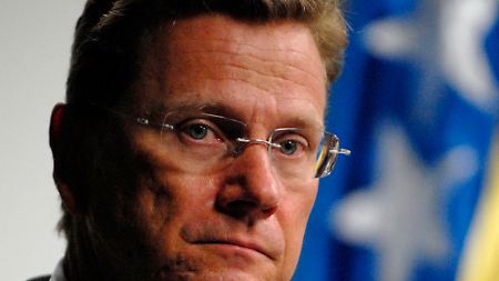 Schwerer Stand: Westerwelle war so erfolgreich, dass er nun tief fallen könnte.