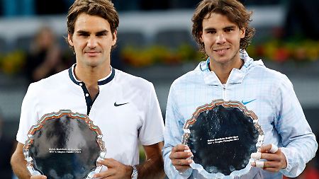 Trophäensammler: Roger Federer bringt es auf sechzehn Grand-Slam-Titel, Rafael Nadal auf acht. 