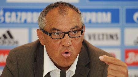 Felix Magath weist die Kritik an seinen Einkäufen von sich. 