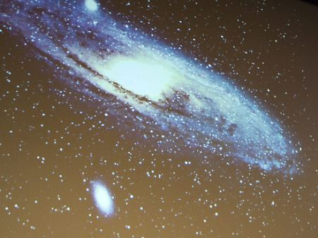 Stephen Hawking erklärt: "Universum entstand ohne Gott"