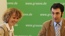 Bei den Grünen bleibt man realistisch, meint Bundesgeschäftsführerin Steffi Lemke, hier zusammen mit dem Bundesvorsitzenden der Grünen, Cem Özdemir.