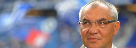 Testspielklatsche für Felix Magath.