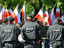 http://www.n-tv.de/img/14/1418566/Img_4_3_220_2t3t4100.jpg6862378339883815963.jpg