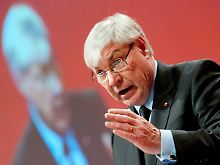 Sommer will "Lohndumping am unteresten Rand der Einkommensskala einen Riegel vorschieben".