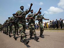 Soldaten der MONUSCO: Ist das Verhältnis zur Bevölkerung so schlecht, dass sie sich nicht traut, Probleme zu melden? 
