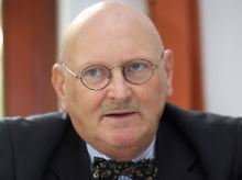 Köhler glaubt, Merkel habe einen Fehler begangen.