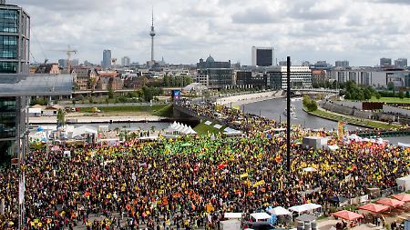 Zehntausende kamen nach Berlin.