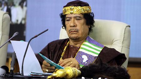 Bei Geschäften in Libyen spielt auch die Laune des exzentrischen Staatschefs Gaddafi eine Rolle.