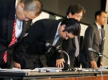 Yoshida (2.v.l) im September 2010.