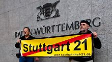 Wasserwerfer gegen Kastanienwerfer: Polizei rechtfertigt Gewalteinsatz