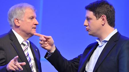 Seehofer und Missfelder auf dem Deutschlandtag in Potsdam.