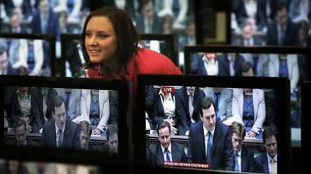 Wer muss wie stark bluten? Die Rede des britischen Finanzministers Osborne war mit Spannung erwartet worden.