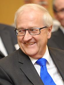Schätzung mehr als verdoppelt: Bundesaufschwungsminister Rainer Brüderle.