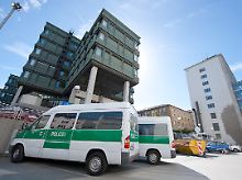 Der Mann steht schon unter Polizeischutz.