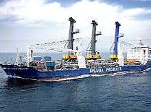 Das Foto zeigt den Frachter MS "Beluga Felicity" - das baugleiche Schwesterschiff "Beluga Fortune" wurde - mit zwei deutschen Staatsbürgern an Bord - entführt.