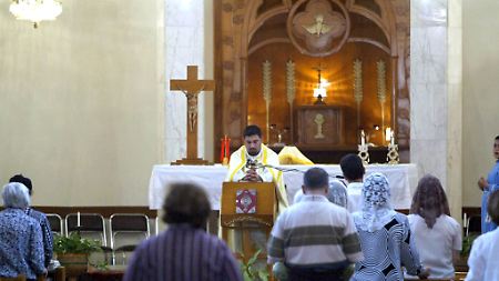 Gottesdienst in der Sajedat al-Nadschah-Kirche (Archivaufnahme).