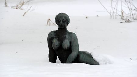 Frauen frieren zwar - sind aber dennoch ganz schön widerstandsfähig.