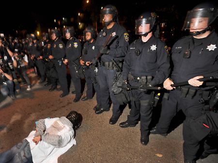 In Oakland kam es nach dem Urteil zu Protesten.