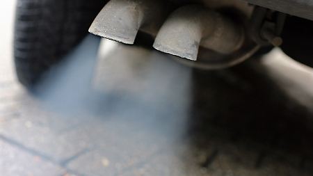 Feinstaub, wie etwa aus dem Straßenverkehr, gilt als bedeutendes Gesundheitsrisiko.